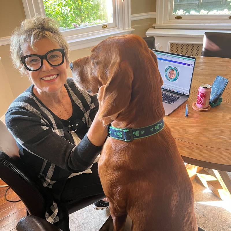 Lisa and her dog, Murphy, volunteering from her home in Pennsylvania.